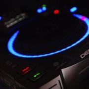 Denon-DJ-SC2900-Digital-Controller-and-Media-Player-0-1