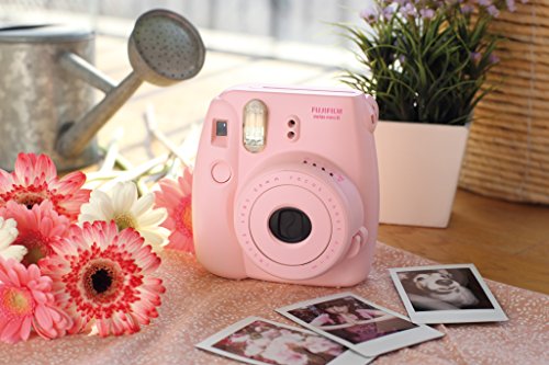 Fujifilm-Instax-Mini-8-Instant-Film-Camera-Pink-0-1