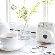 Fujifilm-Instax-Mini-8-Instant-Film-Camera-White-0-1