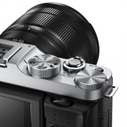 Fujifilm-X-M1-Compact-System-16MP-Digital-Camera-with-3-Inch-LCD-Screen-Body-Only-Silver-0-12
