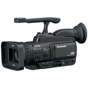 Panasonic-HMC40KIT-Camcorder-and-Mic-AdapterHolder-with-12x-Optical-Zoom-with-27-Inch-LCD-Black-0-0