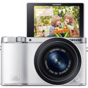 Samsung-NX3000-Wireless-Smart-203MP-Compact-System-Camera-with-20-50mm-Compact-Zoom-and-Flash-White-0-4