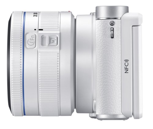 Samsung-NX3000-Wireless-Smart-203MP-Compact-System-Camera-with-20-50mm-Compact-Zoom-and-Flash-White-0-9