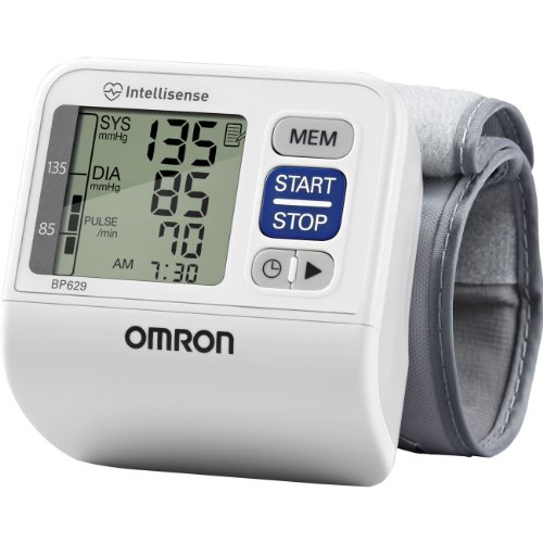Omron-3-Series-Wrist-Blood-Pressure-Monitor-0