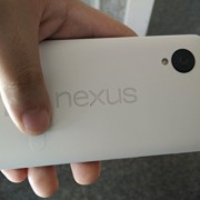 LG-Nexus-5-D820-16GB-Unlocked-GSM-4G-LTE-Quad-Core-Android-Smartphone-w-5-True-HD-IPS-Multi-Touchscreen-White-0-4